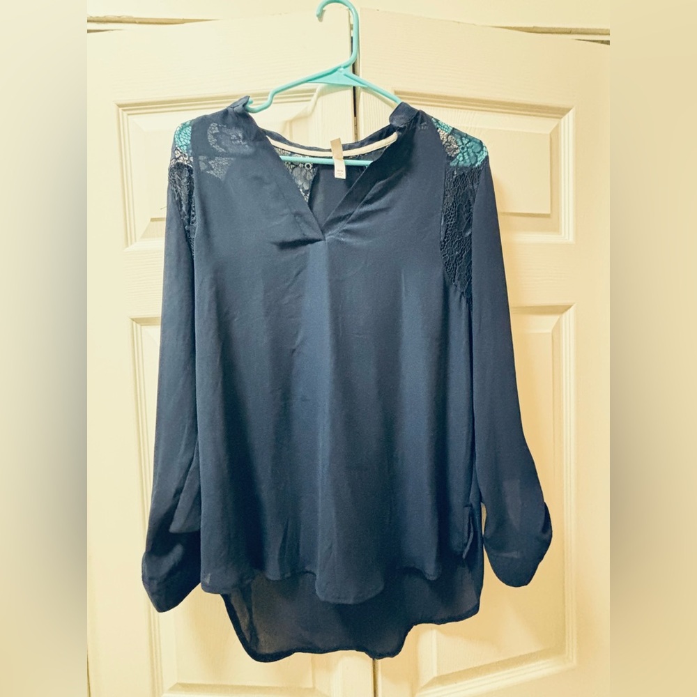 Elegant Navy Blouse with Lace Accents